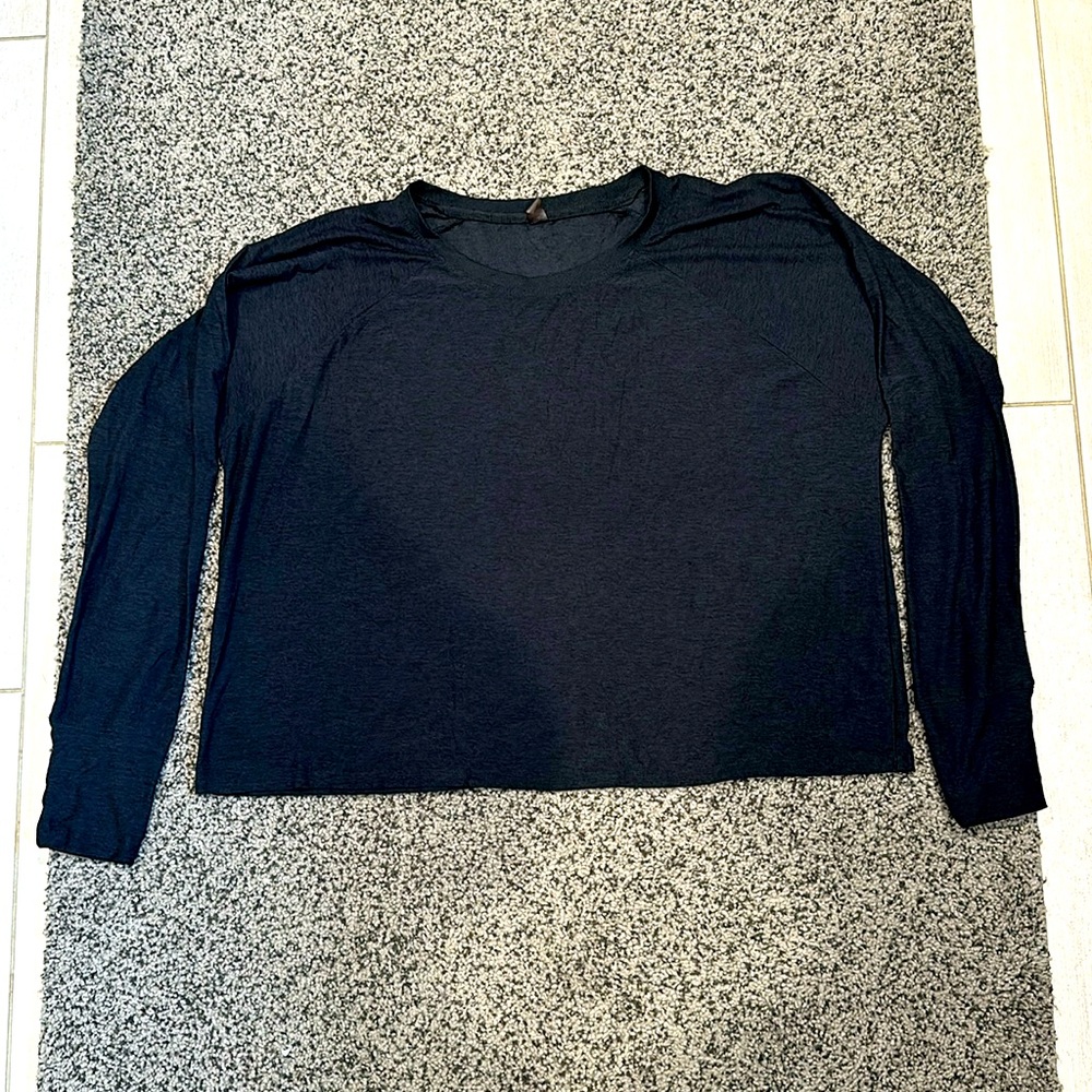 Featherweight Daydreamer Pullover (Charcoal heather)